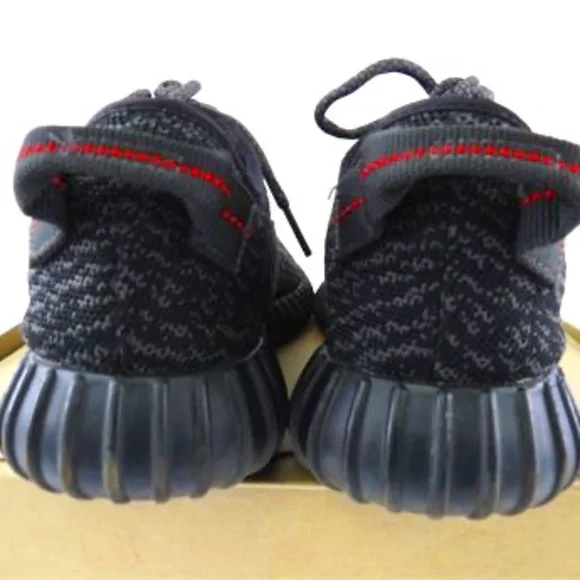 Adidas Yeezy 350 'Black', Size: 8.5 (Men) - Picture 5 of 11